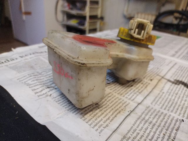 bontott FIAT SEICENTO Fékfolyadék Tartály