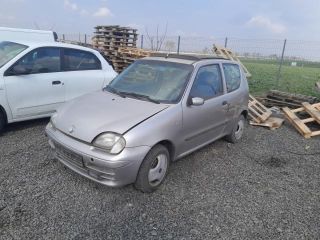 bontott FIAT SEICENTO Felső Hűtőburkolat