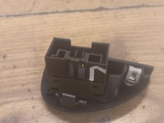 bontott FIAT SEICENTO Jobb első Ablakemelő Kapcsoló