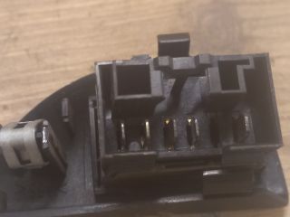 bontott FIAT SEICENTO Jobb első Ablakemelő Kapcsoló