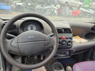 bontott FIAT SEICENTO Jobb első Fejtámla