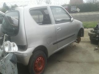 bontott FIAT SEICENTO Motorháztető Bal Zsanér