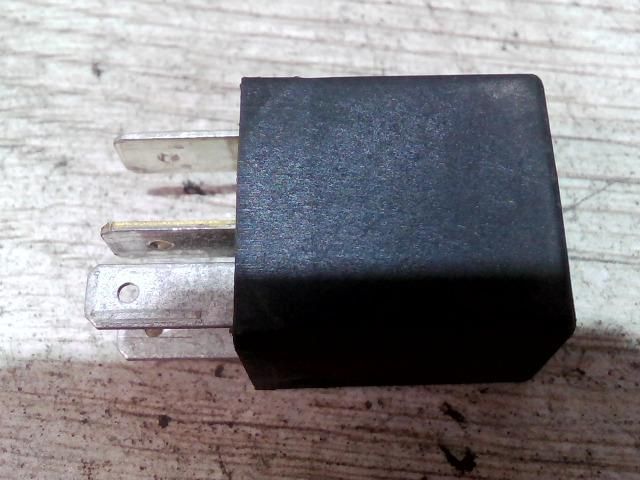 bontott FIAT SEICENTO Relé