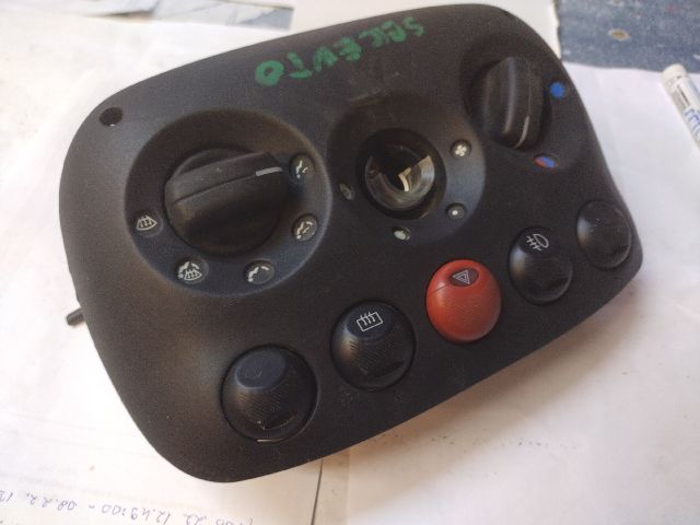 bontott FIAT SEICENTO Vészvillogó Kapcsoló