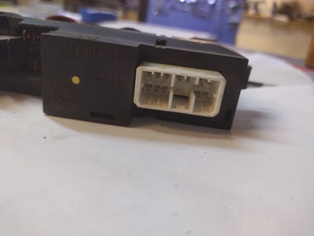 bontott FIAT SEICENTO Vészvillogó Kapcsoló