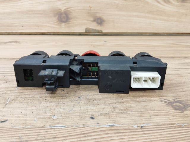 bontott FIAT SEICENTO Vészvillogó Kapcsoló