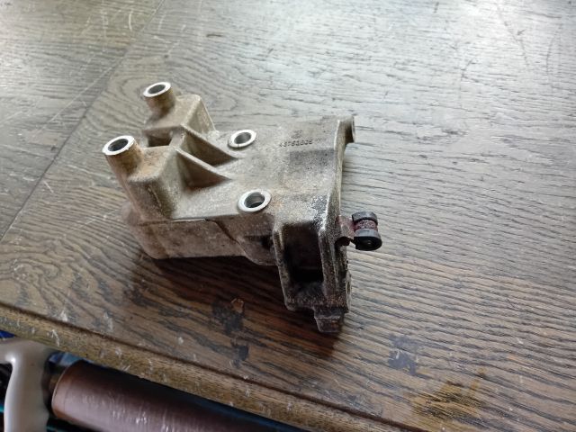 bontott FIAT SIENA Tartó Bak