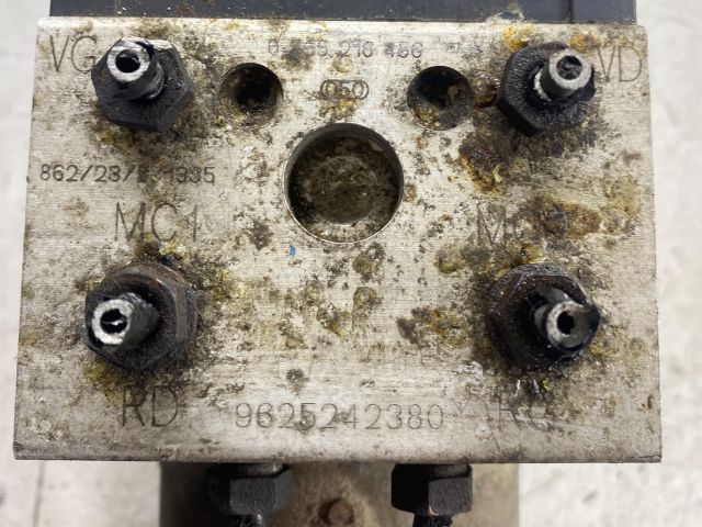 bontott FIAT STILO ABS Kocka