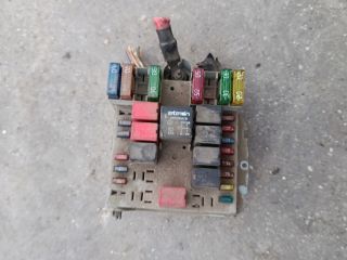 bontott FIAT STILO Biztosítéktábla Motortér