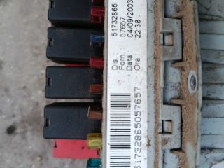 bontott FIAT STILO Biztosítéktábla Motortér