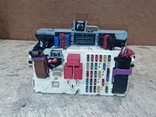 bontott FIAT STILO Biztosítéktábla Motortér