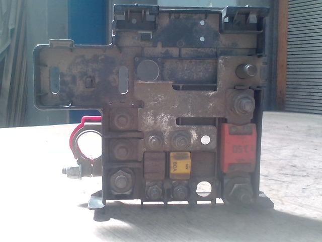 bontott FIAT STILO Biztosítéktábla Motortér