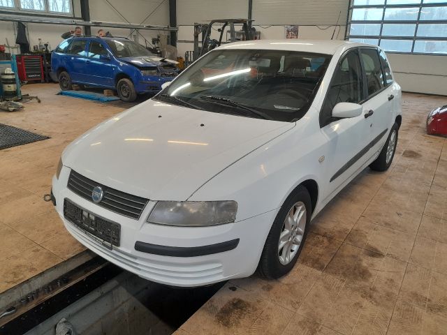 bontott FIAT STILO Első Bölcső