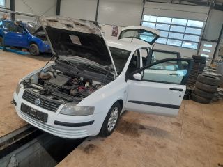 bontott FIAT STILO Első Bölcső