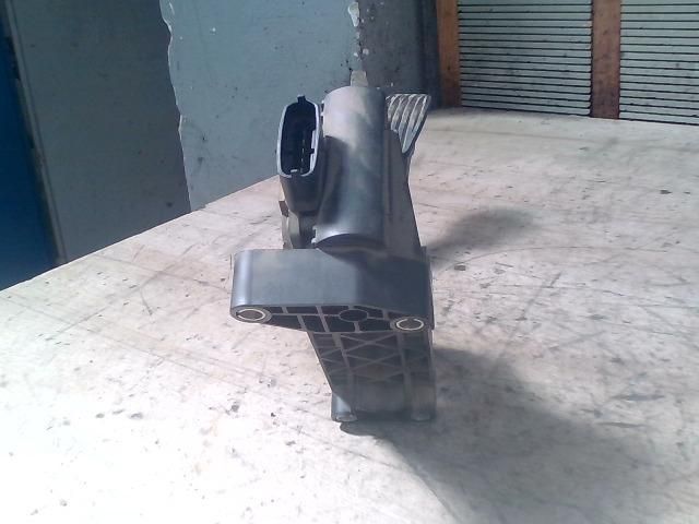 bontott FIAT STILO Gázpedál (Elektromos)