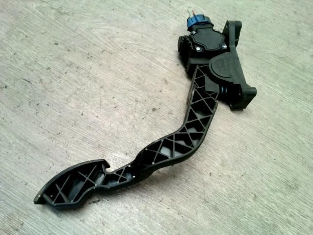 bontott FIAT STILO Gázpedál (Elektromos)