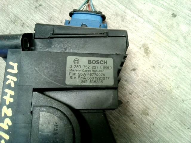 bontott FIAT STILO Gázpedál (Elektromos)