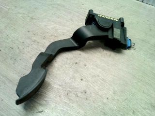 bontott FIAT STILO Gázpedál (Elektromos)