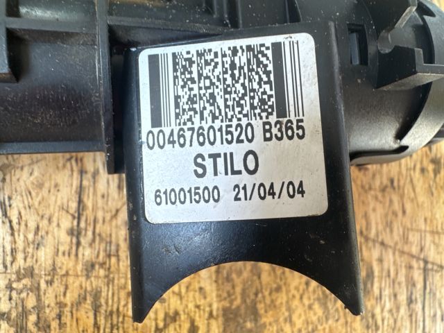 bontott FIAT STILO Gyújtáskapcsoló Házzal