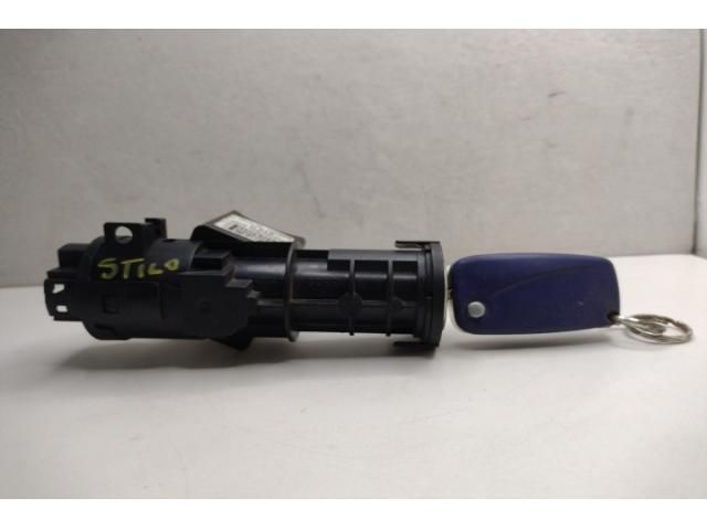bontott FIAT STILO Gyújtáskapcsoló
