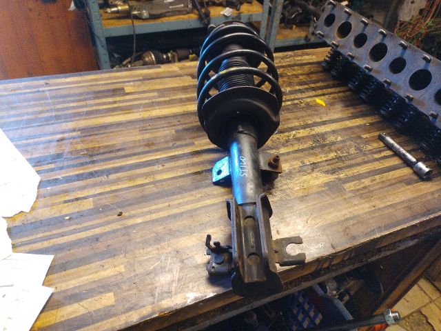 bontott FIAT STILO Jobb első Gólyaláb (Lengécsillapító, Rugó)