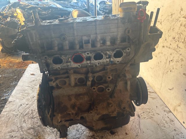 bontott FIAT STILO Motor (Fűzött blokk hengerfejjel)