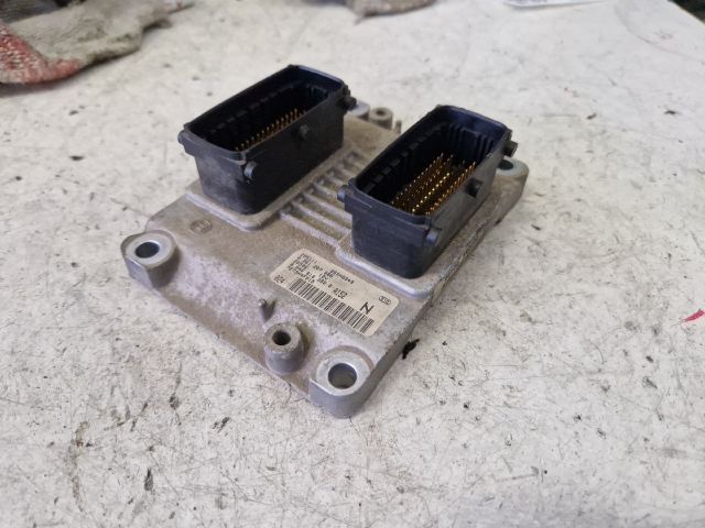 bontott FIAT STILO Motorvezérlő