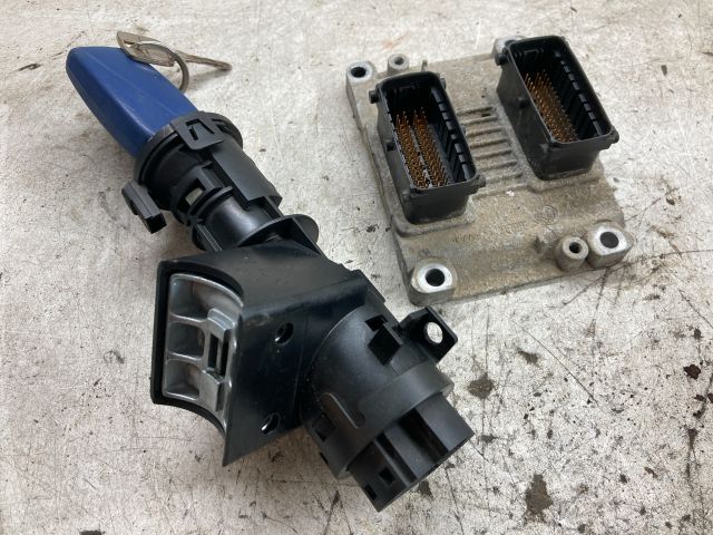 bontott FIAT STILO Motorvezérlő