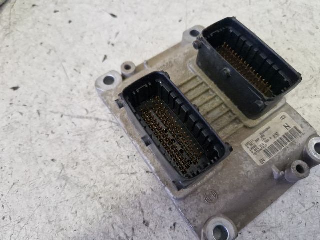 bontott FIAT STILO Motorvezérlő