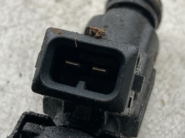 bontott FIAT STILO Porlasztó Sor / Híd