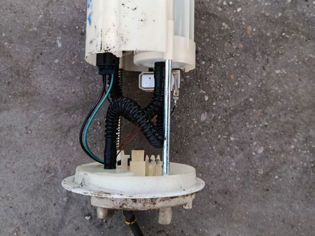 bontott FIAT STILO Üzemanyag Szivattyú