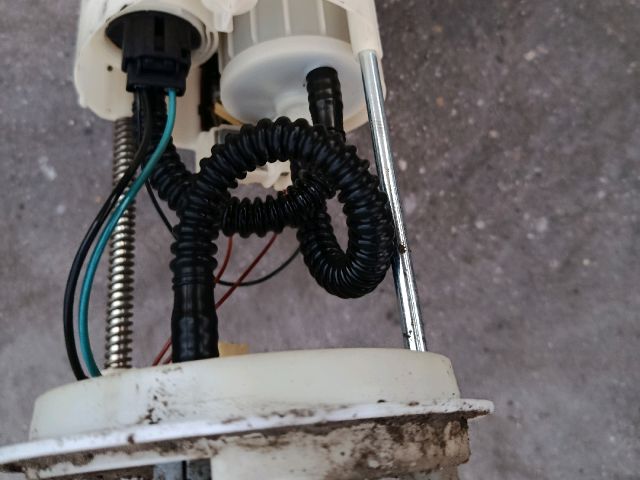 bontott FIAT STILO Üzemanyag Szivattyú