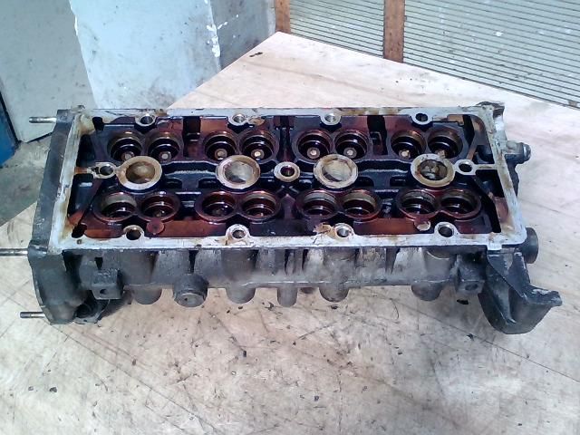 bontott FIAT STILO Vezérműtengely Házzal