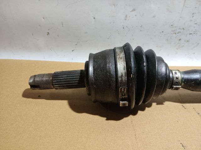 bontott FIAT STILO Bal Féltengely