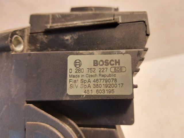 bontott FIAT STILO Gázpedál (Elektromos)