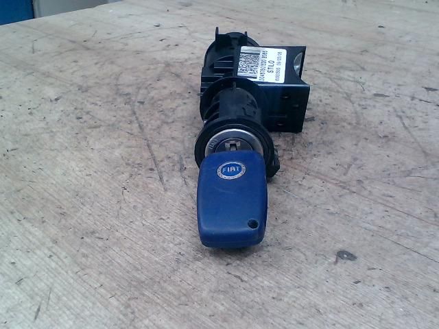 bontott FIAT STILO Gyújtáskapcsoló