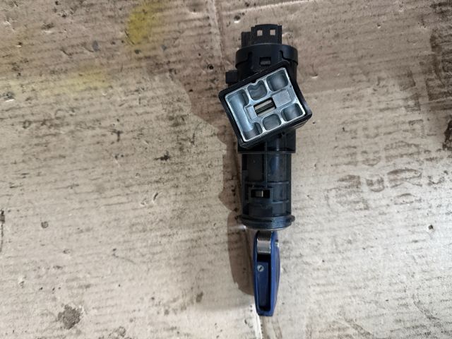 bontott FIAT STILO Gyújtáskapcsoló