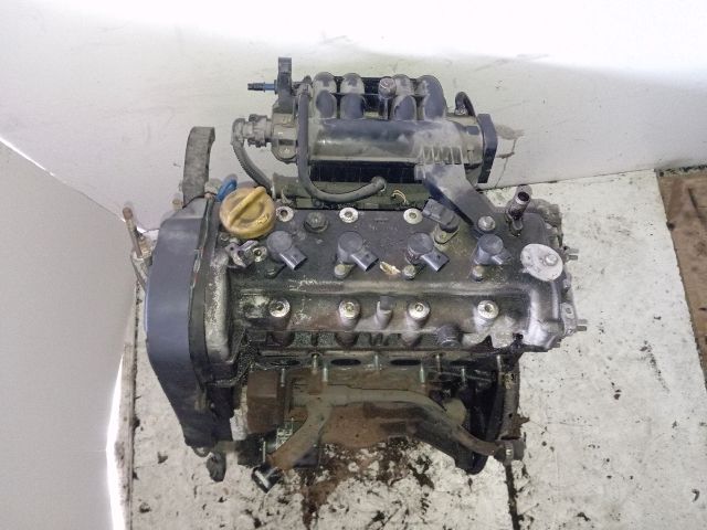 bontott FIAT STILO Motor (Fűzött blokk hengerfejjel)