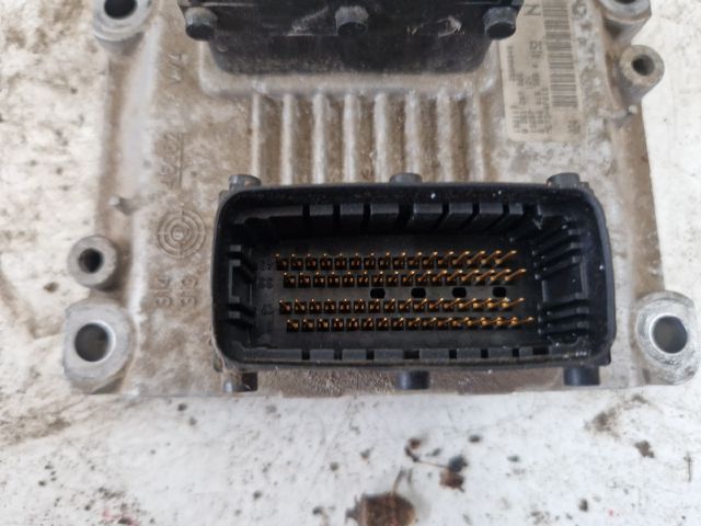 bontott FIAT STILO Motorvezérlő