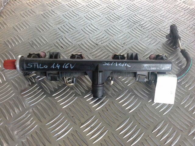 bontott FIAT STILO Porlasztó (1 db)