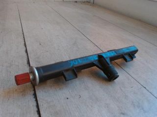 bontott FIAT STILO Porlasztó Sor / Híd