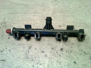 bontott FIAT STILO Porlasztó Sor / Híd