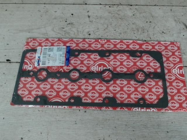 bontott FIAT STILO Szelepfedél