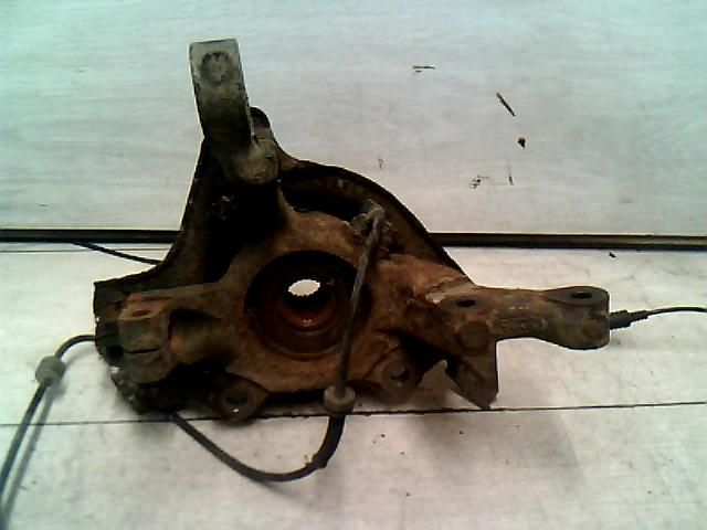 bontott FIAT STILO Bal első Csonkállvány Kerékaggyal