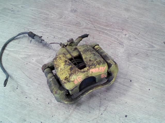 bontott FIAT STILO Bal első Féknyereg Munkahengerrel