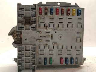 bontott FIAT STILO Biztosítéktábla Motortér