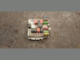 bontott FIAT STILO Biztosítéktábla Motortér