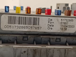 bontott FIAT STILO Biztosítéktábla Motortér