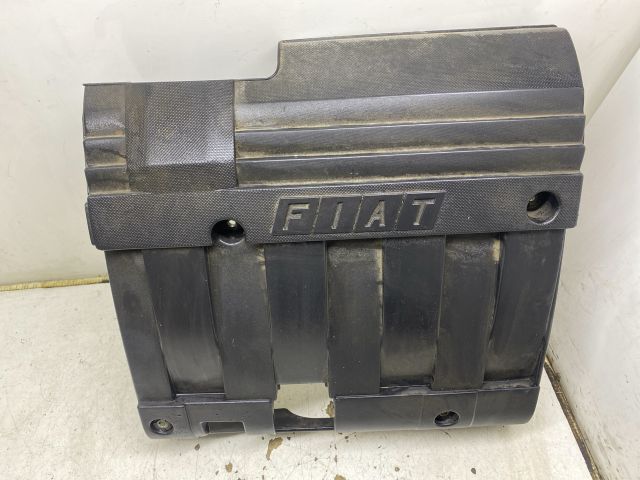 bontott FIAT STILO Felső Motorburkolat