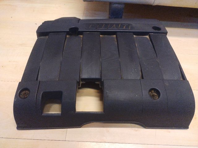 bontott FIAT STILO Felső Motorburkolat